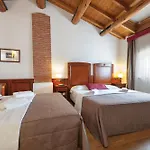 Hotel Malaspina Castel d'Azzano