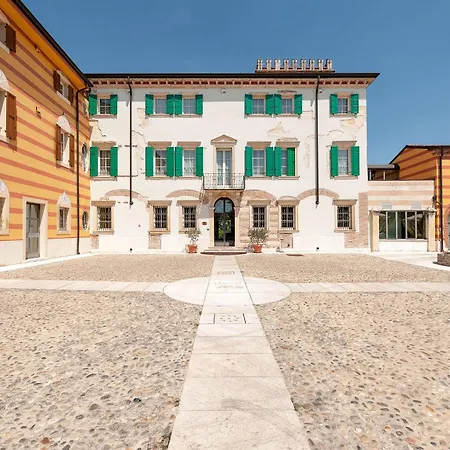 호텔 Malaspina 카스텔 다자노