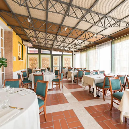 Malaspina 4* Castel d'Azzano