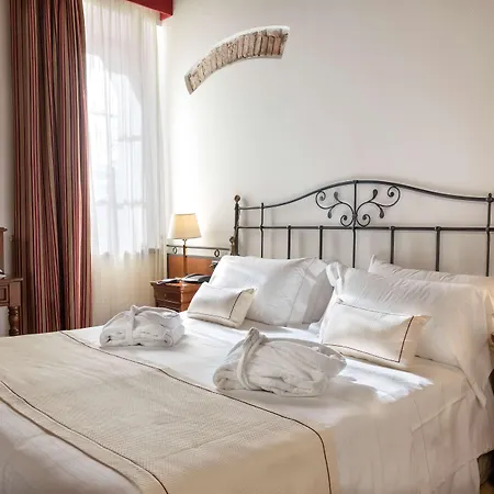 Malaspina Castel d'Azzano