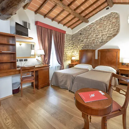 Hotel Malaspina Castel d'Azzano