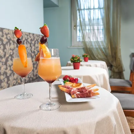 Malaspina Castel d'Azzano