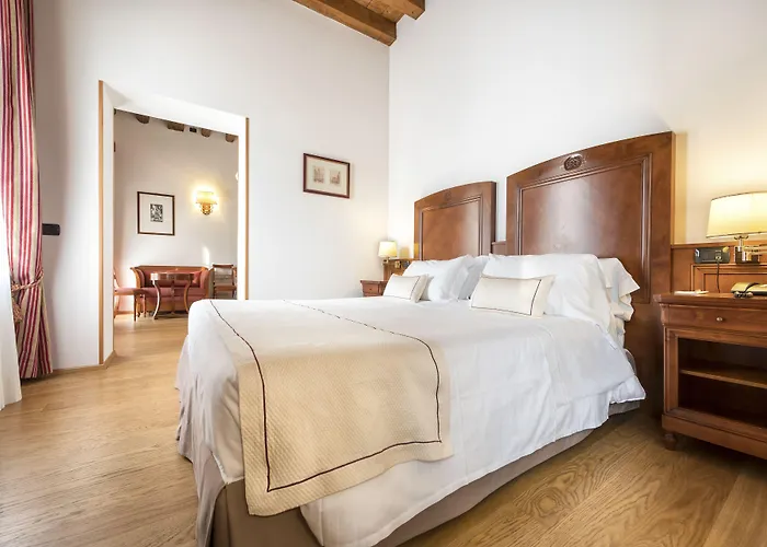 Malaspina Hotel 4*