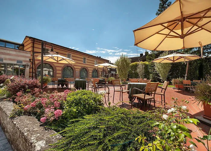 Malaspina Hotel Castel d'Azzano